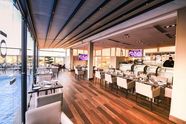 Hoe maak je je eigen kruidenmixen met behulp van keukengerei?